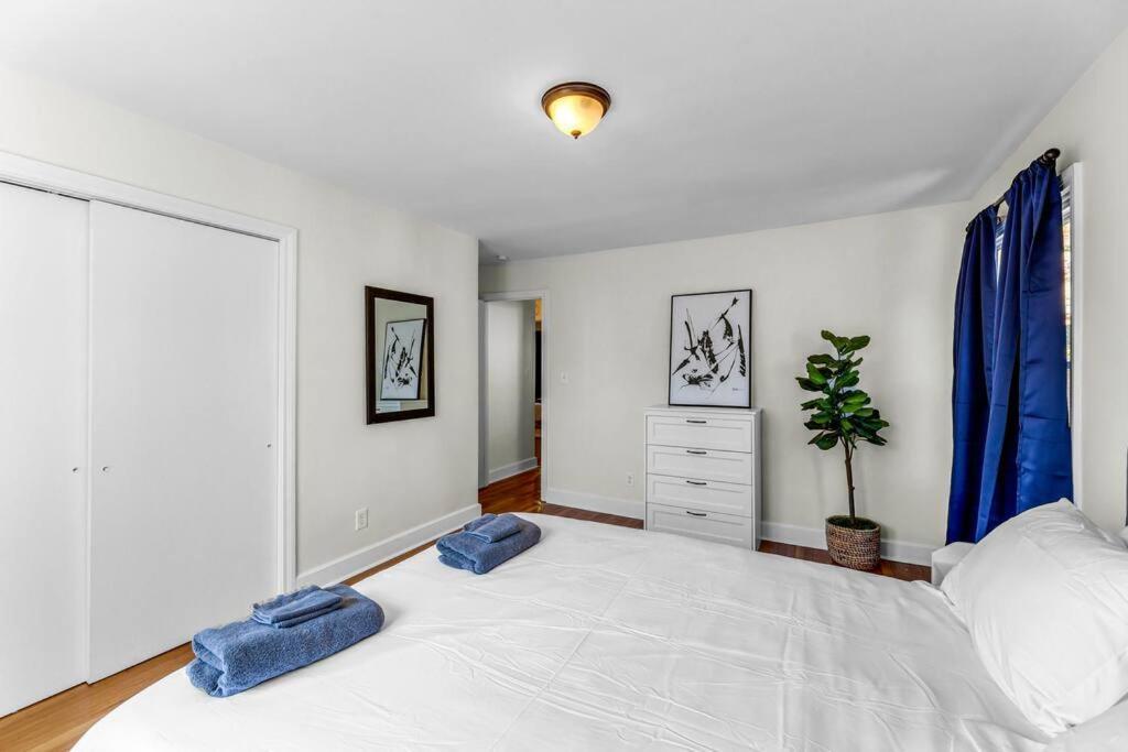 Fully Renovated 4 Bed Buena Vista House Near Wfu Villa Winston-Salem Dış mekan fotoğraf